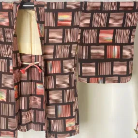 Dusty Pink Geometric Haori, Japanese Kimono, Traditional, Excellent Condition, Cardigan, Women's Jacket,  Casual Layer, Versatile-A