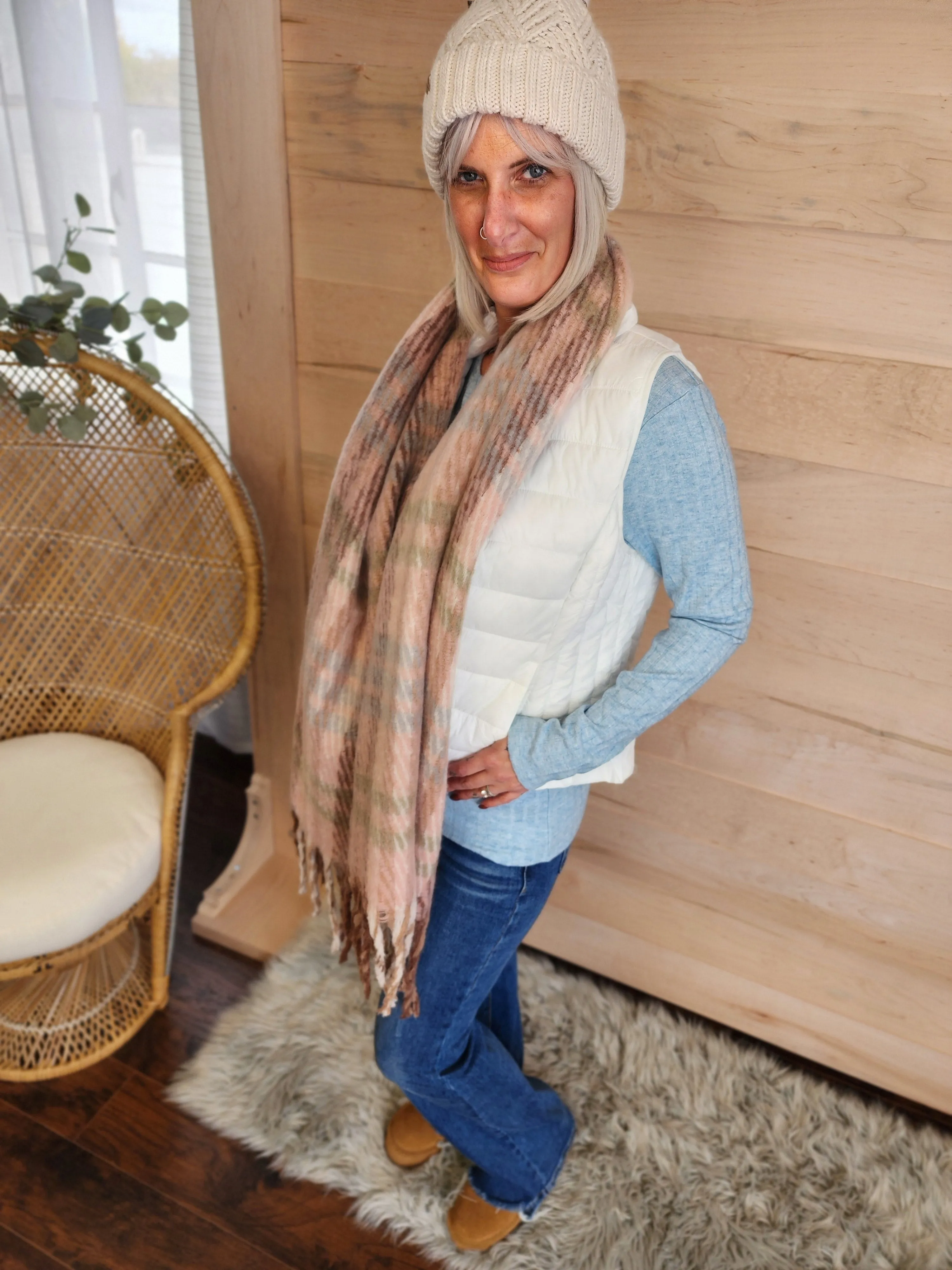 Ultra Lightweight Puffer Vest in ivory *